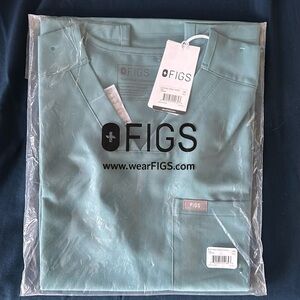 figs hydrogreen mens chisec top